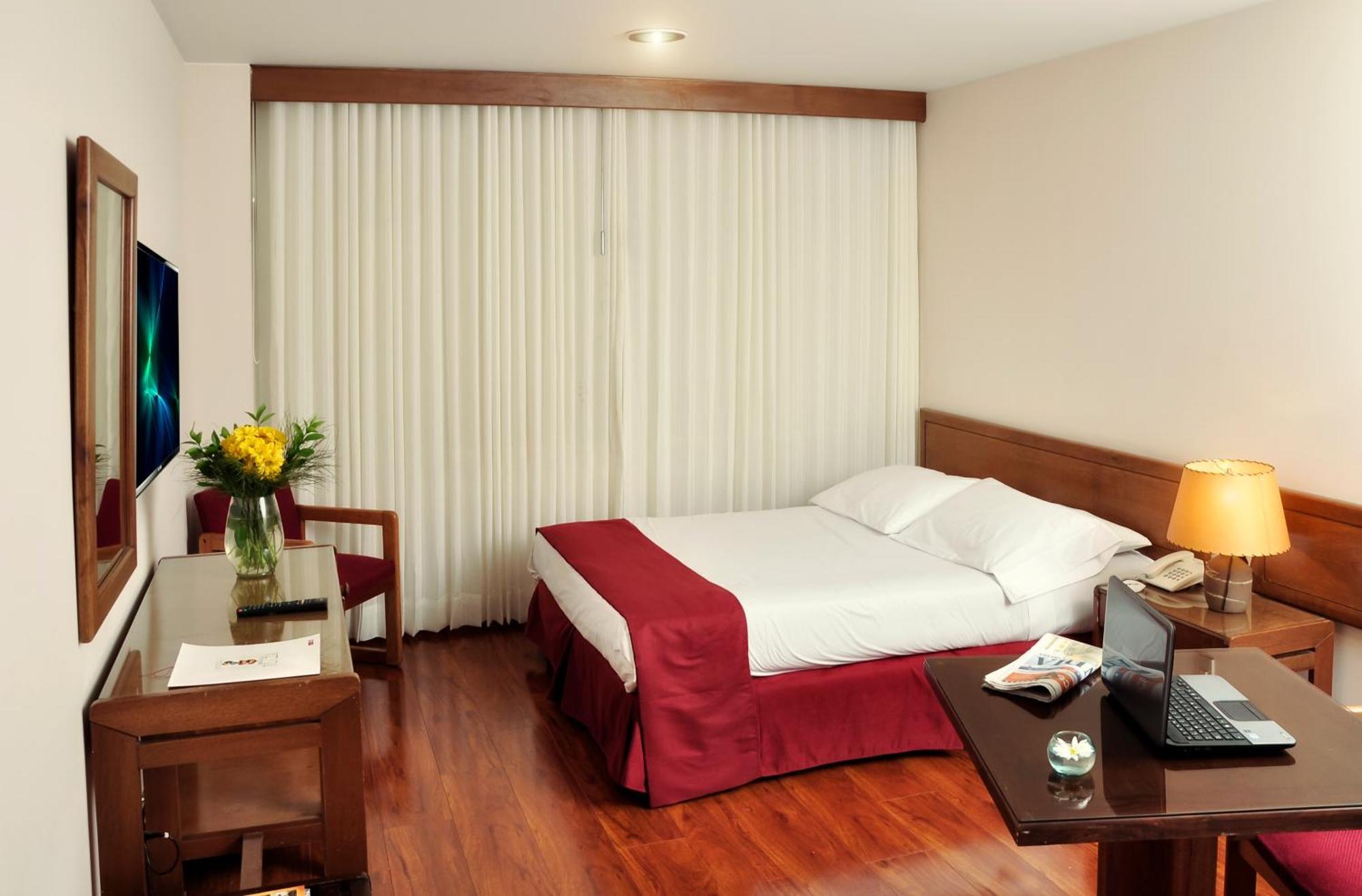 Hotel Boyaca Plaza Tunja Buitenkant foto