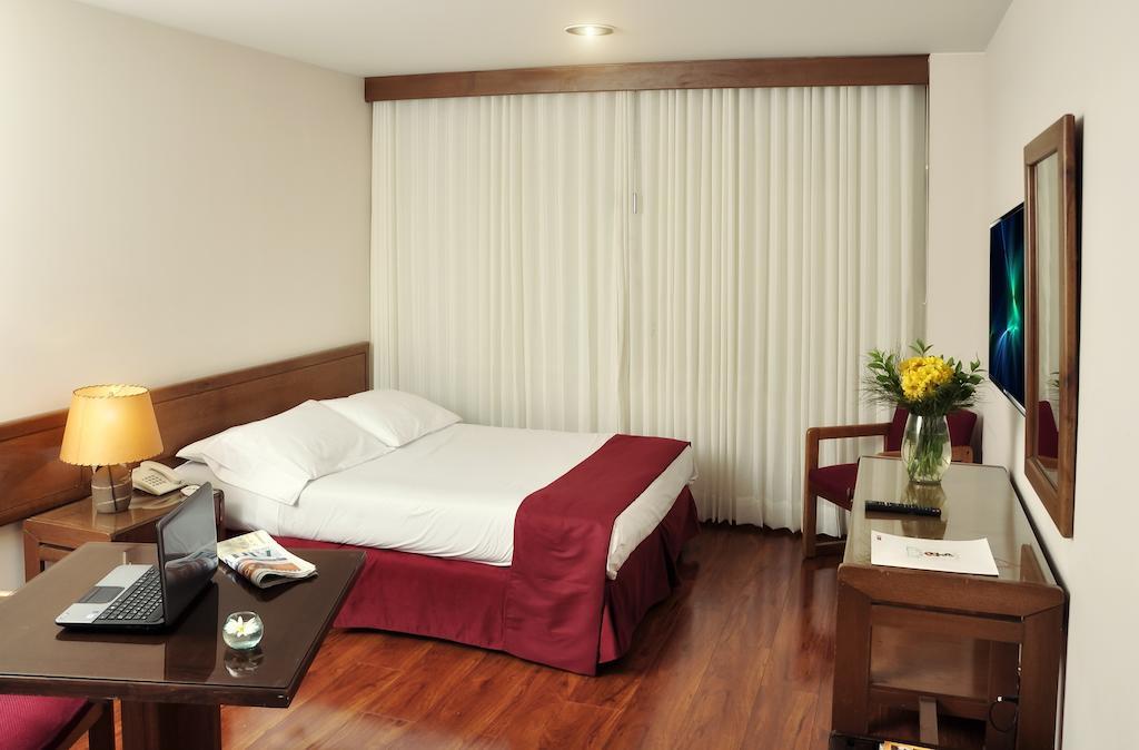 Hotel Boyaca Plaza Tunja Buitenkant foto